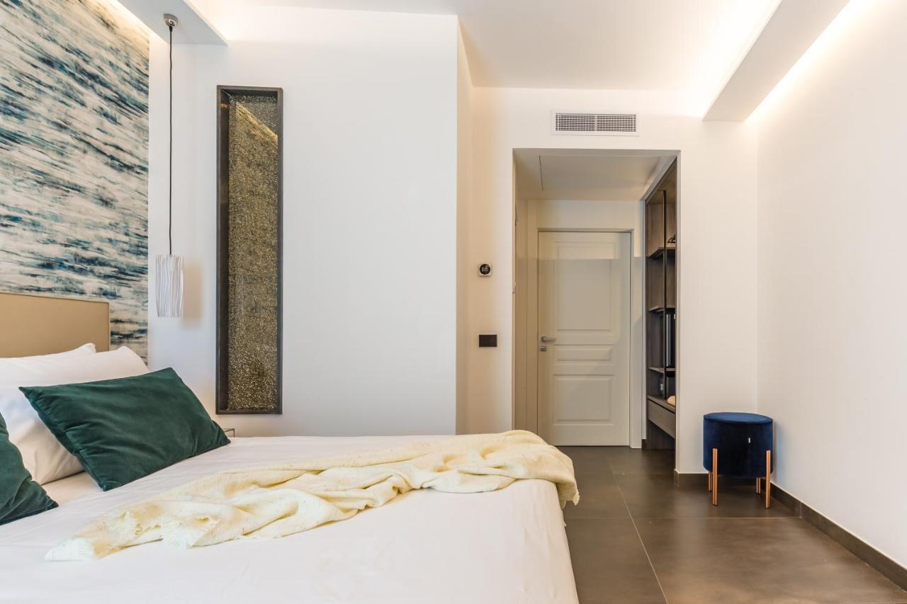 Dei Martiri Suite Napoli Bagian luar foto