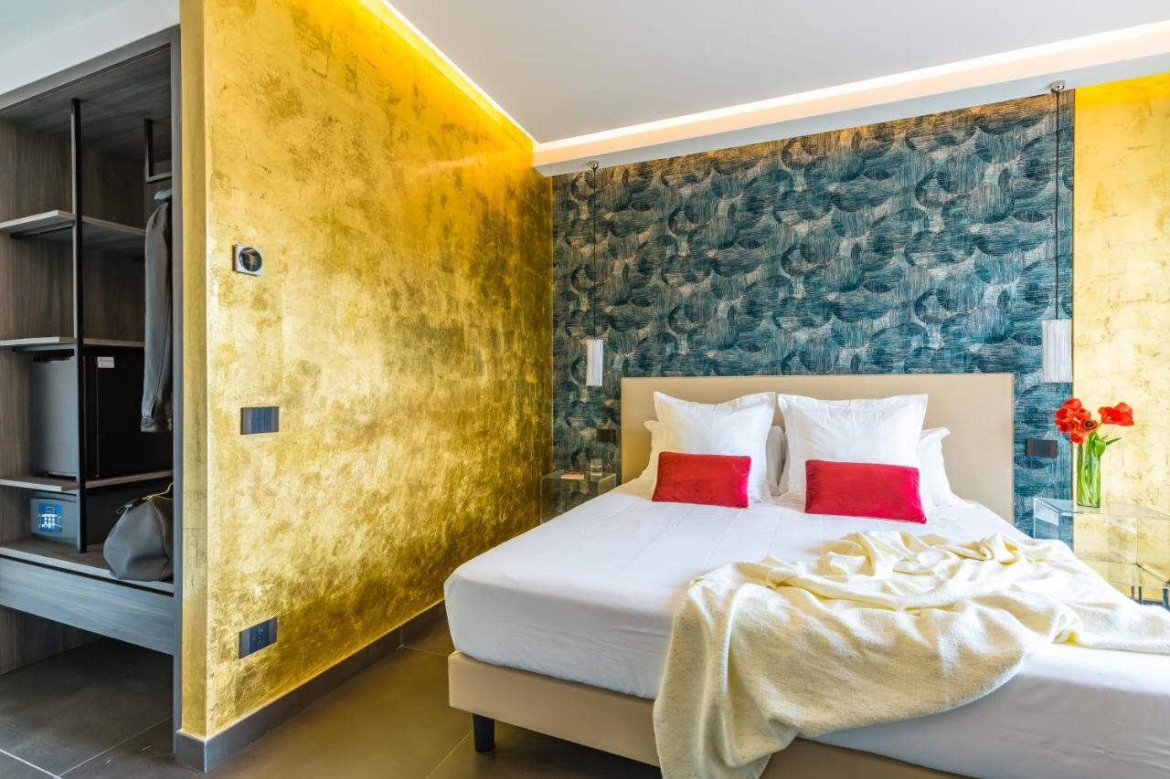 Dei Martiri Suite Napoli Bagian luar foto