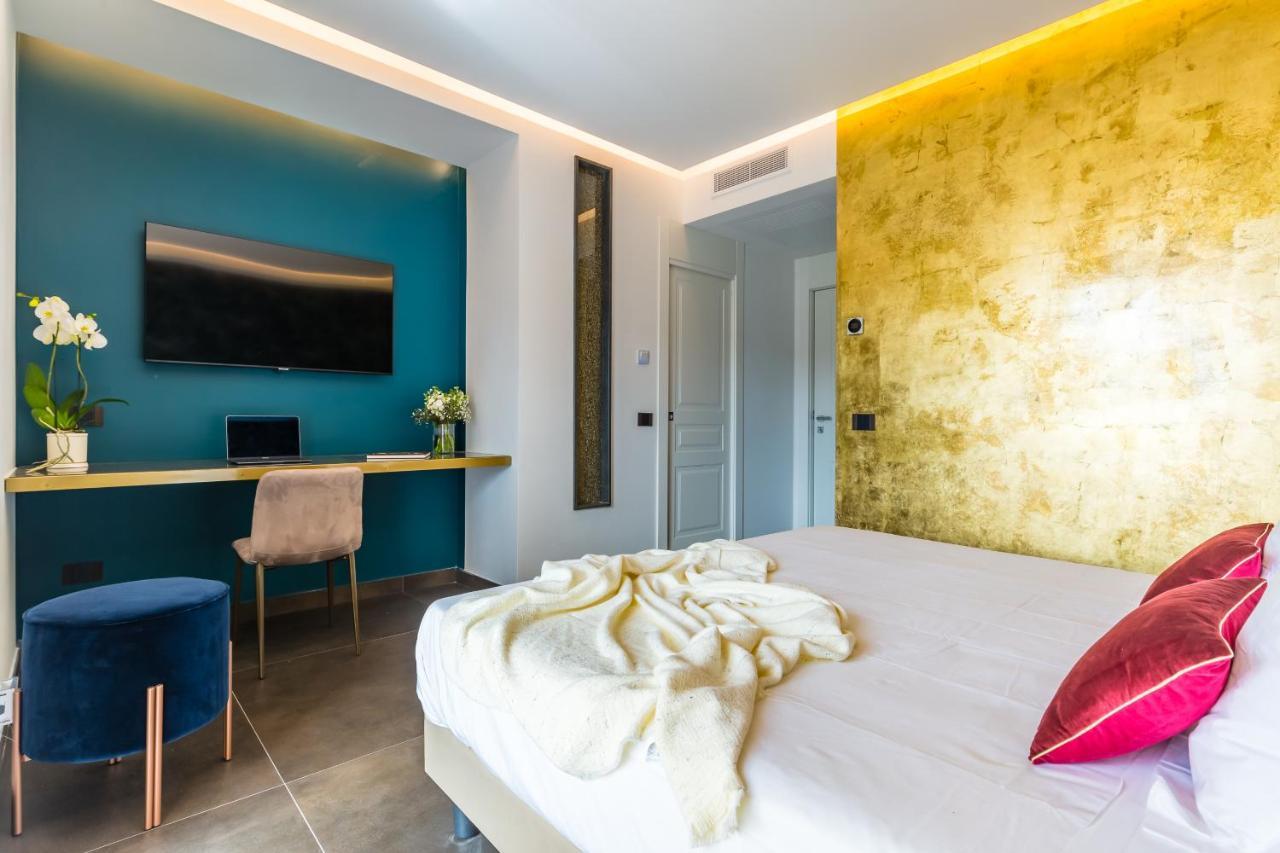 Dei Martiri Suite Napoli Bagian luar foto